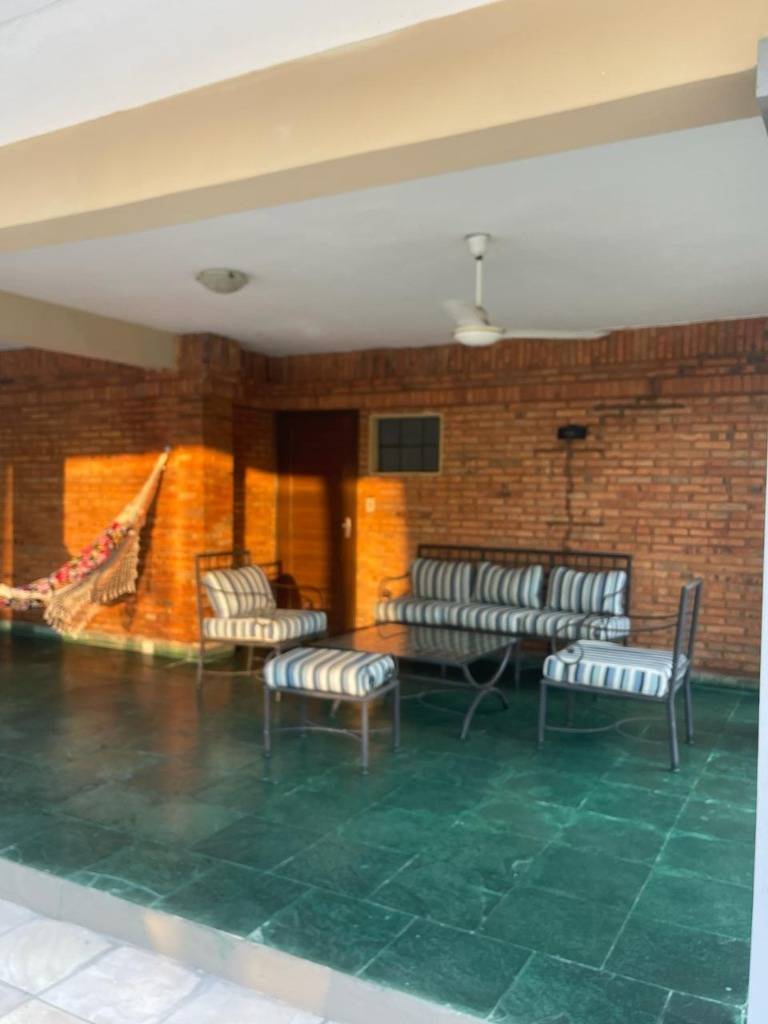 Magnificent 4-bedroom house in Sanber with tennis and soccer fields - imagen 8