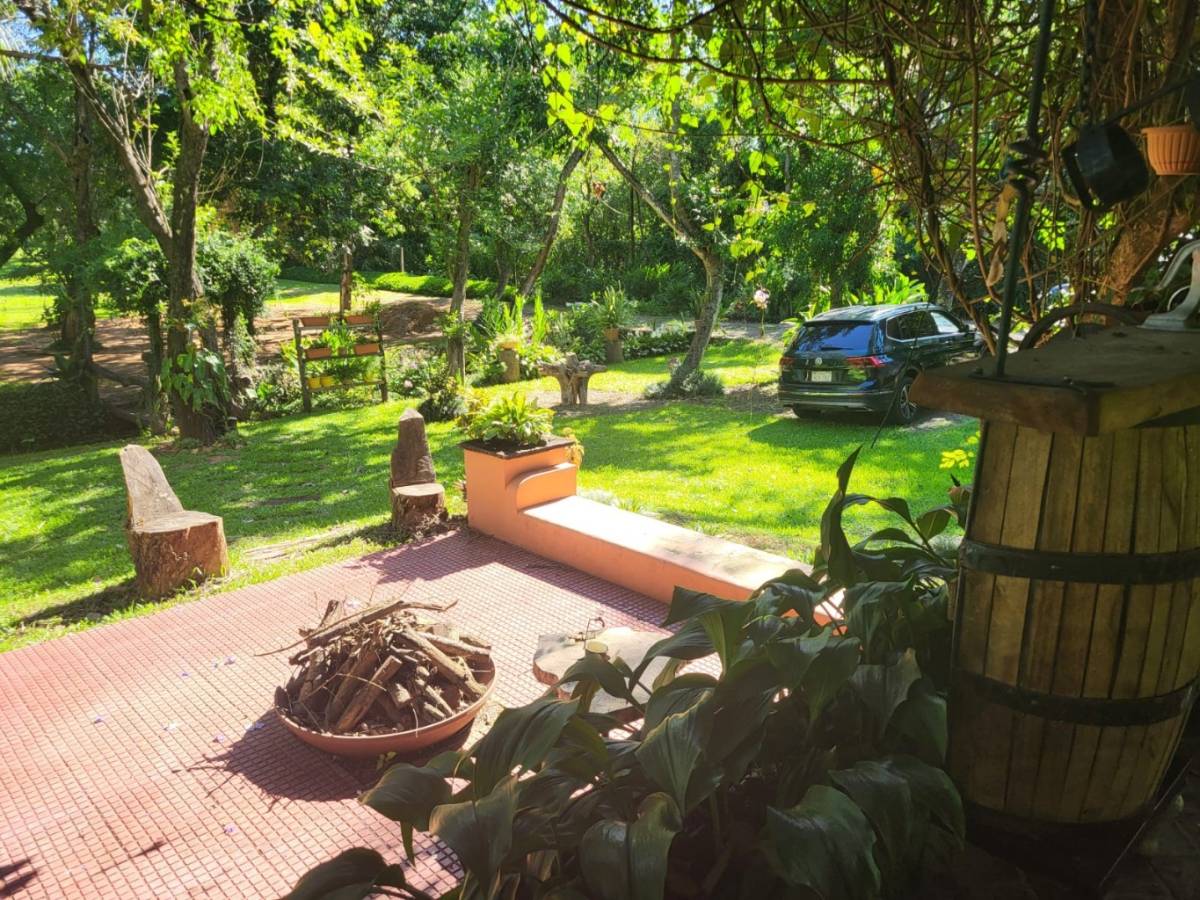 Farm House for Sale in Luque, Central - imagen 6