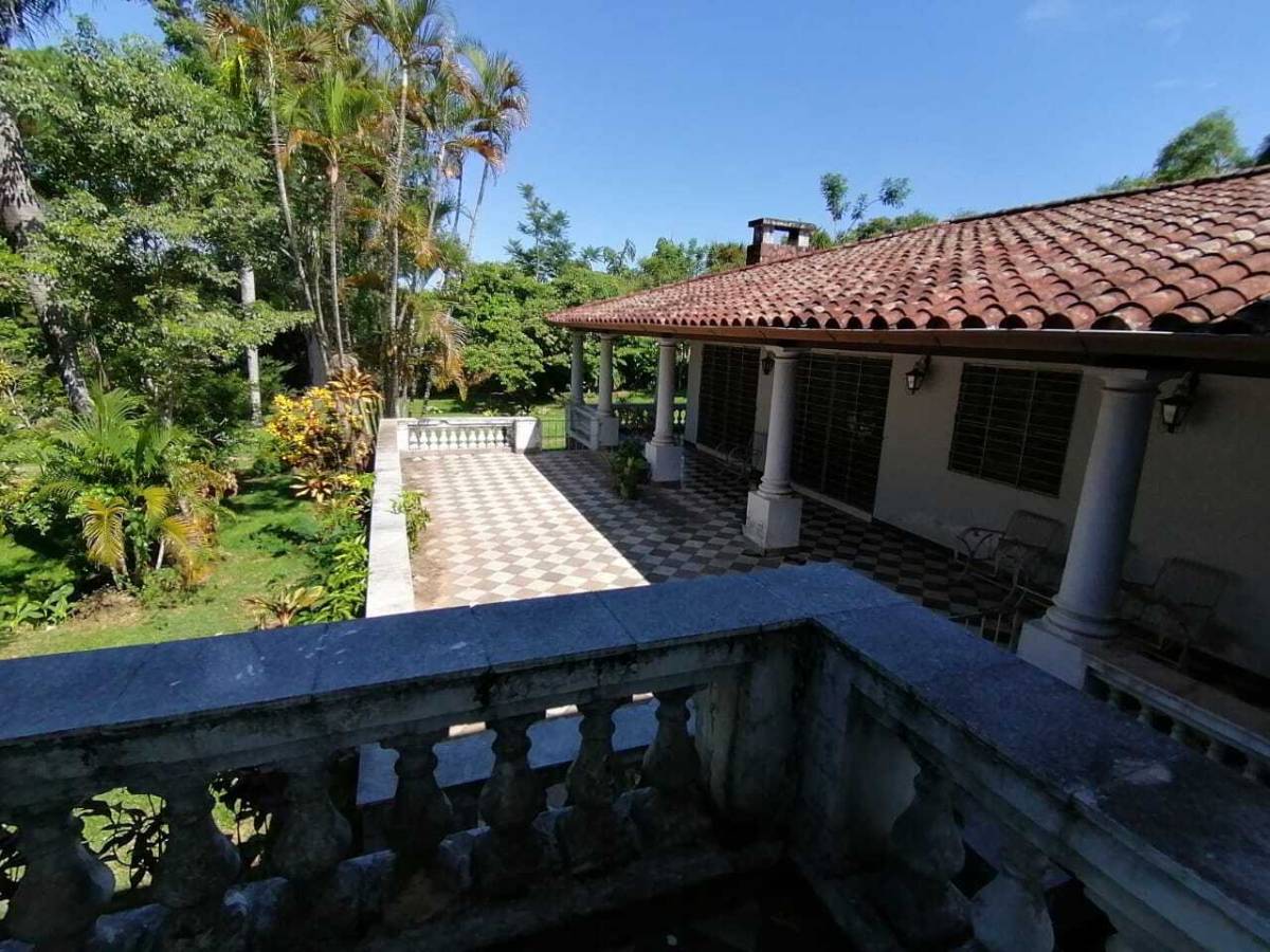 Farm House for Sale in Areguá, Central - 13