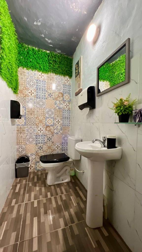Hotel for sale in Valenzuela, fully equipped and operational - 18