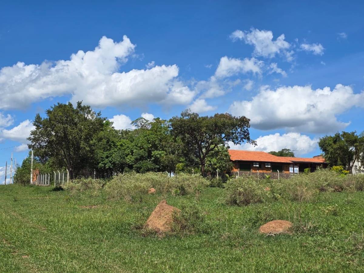 HOUSE FOR SALE – ATYRÁ (PRIVILEGED LOCATION) - imagen 2