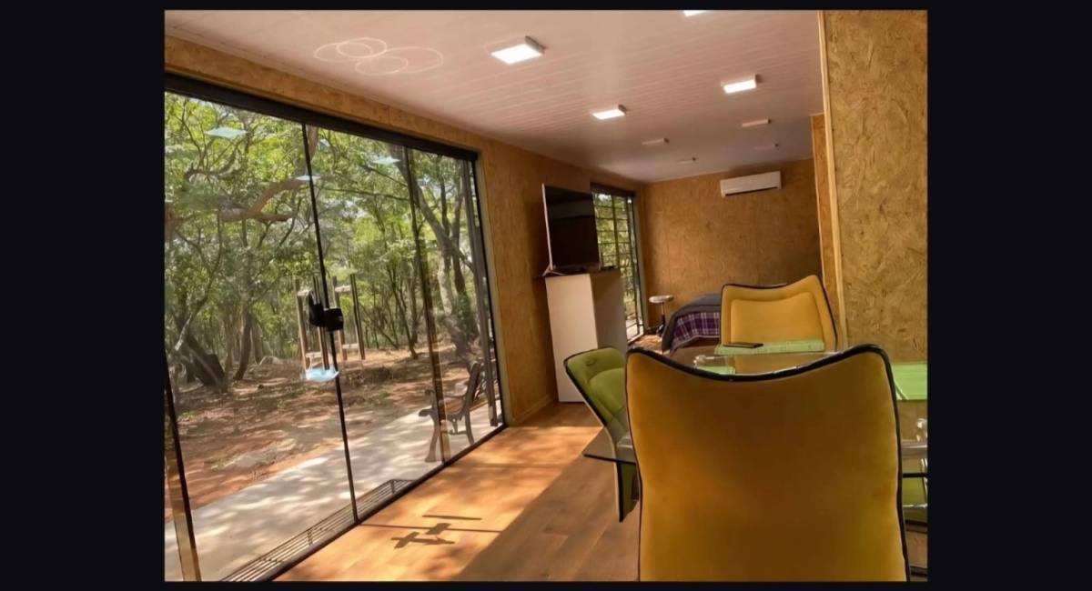 PROPERTY FOR SALE WITH PREMIUM CONTAINER AND POOL - 10