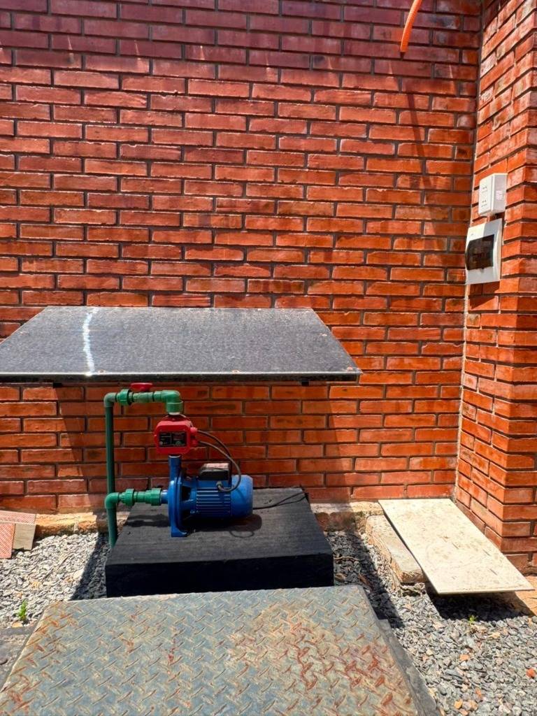 VENDO QUINTA EN LIMPIO, zona de Plaza Norte - 9
