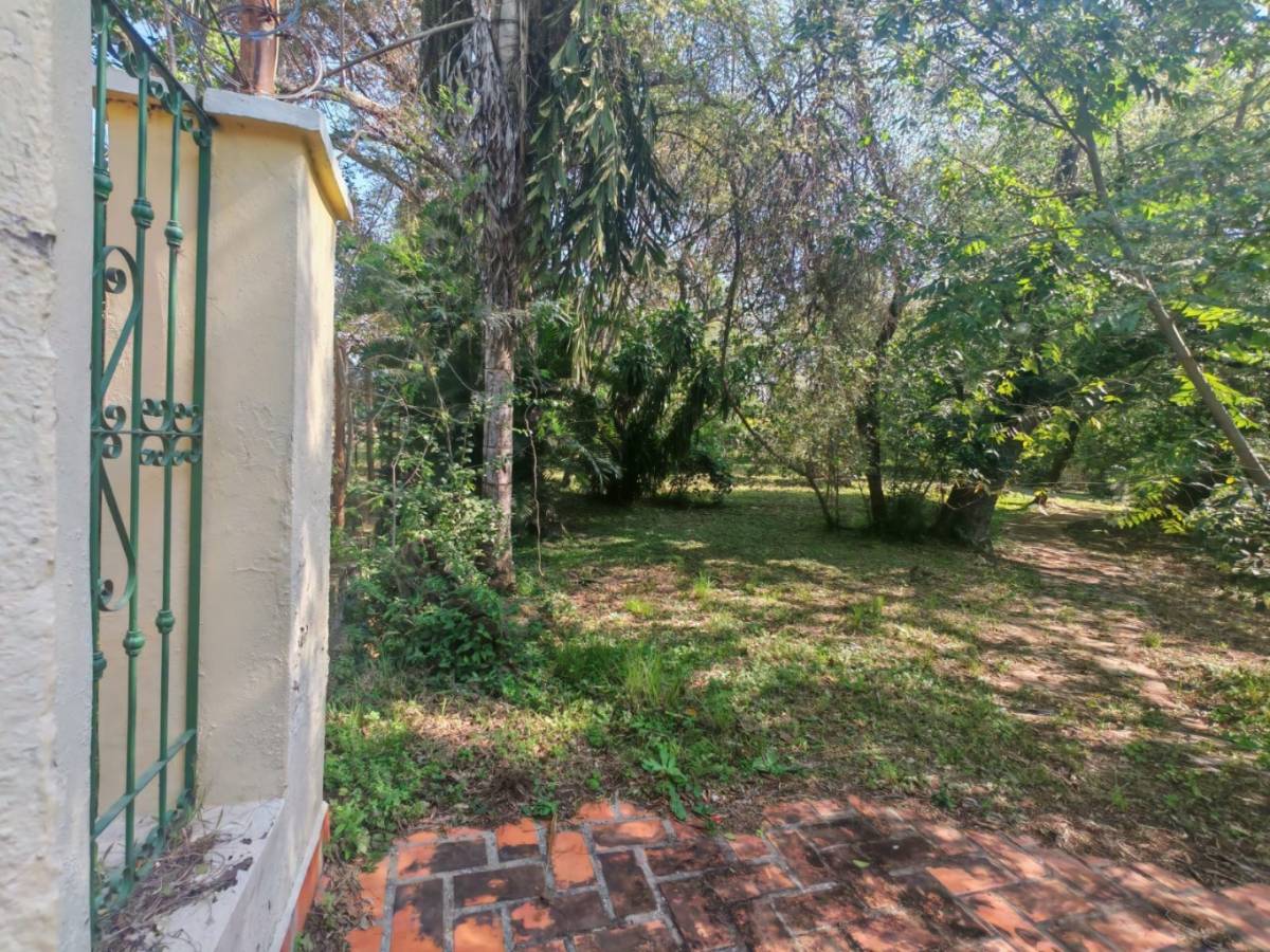 FOR SALE: 4 ADJACENT CORNER LOTS IN AREGUÁ - 9