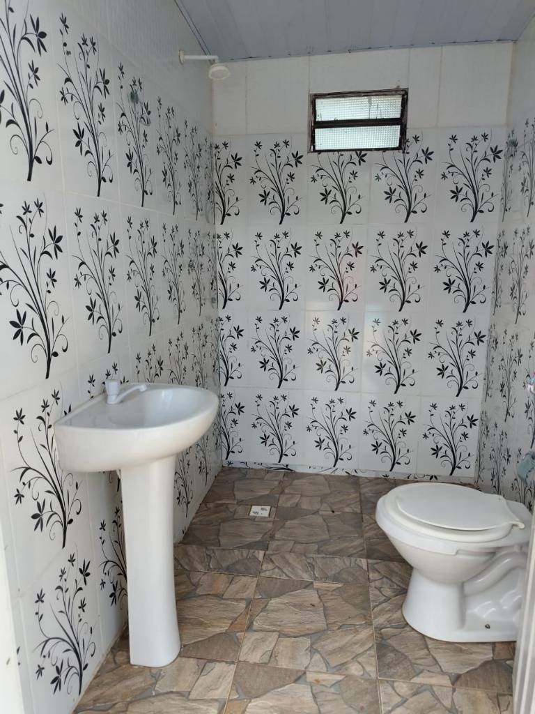 VENDO HERMOSA QUINTA CON PISCINA EN ITAUGUÁ - B° POTRERITO - 7