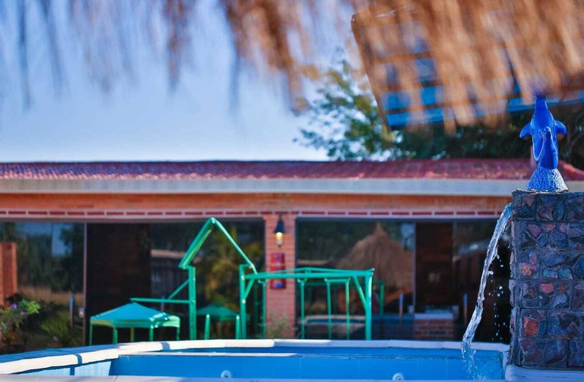 FOR SALE, HOUSE IN YPACARAI, 5 MINUTES FROM THE CENTER OF SAN BERNARDINO - 4