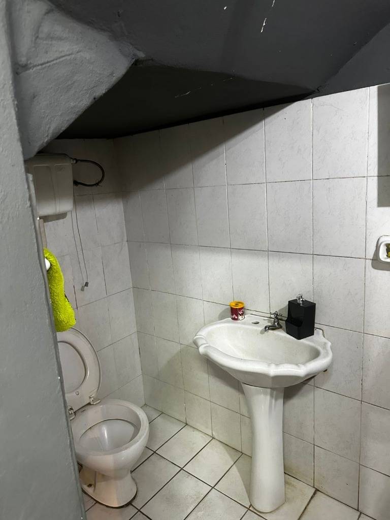 Commercial Property with Active Income in Luque - imagen 9