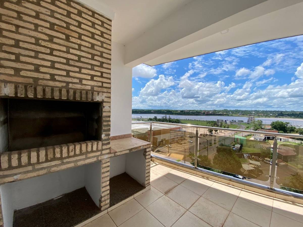 LARGE APARTMENT FOR SALE in Encarnación, Itapúa - imagen 7