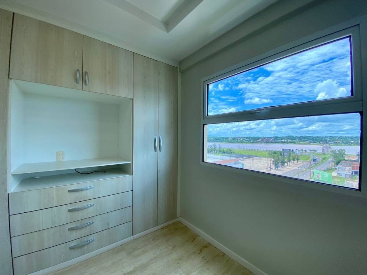 LARGE APARTMENT FOR SALE in Encarnación, Itapúa - imagen 15