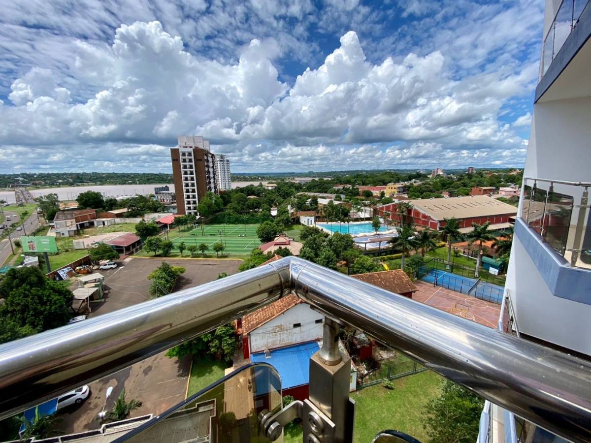 LARGE APARTMENT FOR SALE in Encarnación, Itapúa - imagen 18