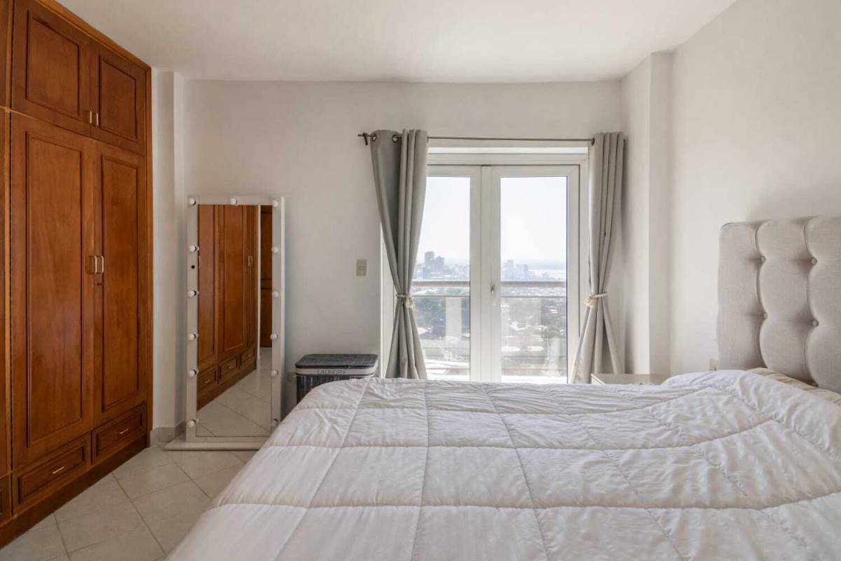 APARTMENT FOR SALE WITH BAY VIEW IN THE KARIMI BUILDING,   San Roque, Asunción - imagen 5
