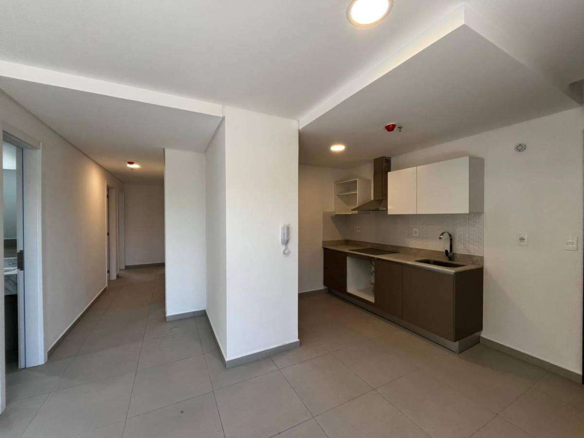 3-BEDROOM APARTMENT - LAS MERCEDES NEIGHBORHOOD - 4