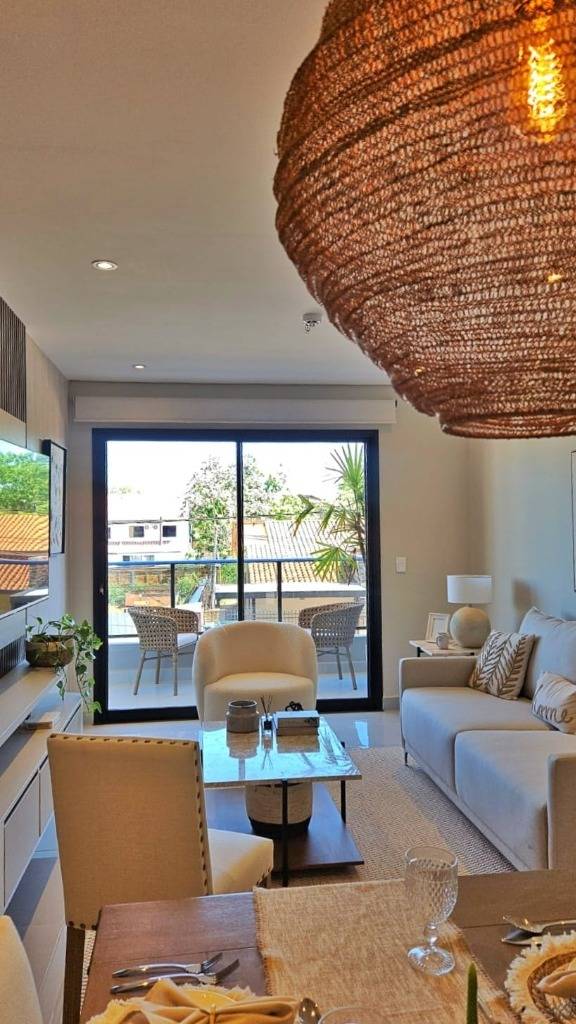 HIGH-END APARTMENT IN THE CITY FOR SALE, LUQUE - 1