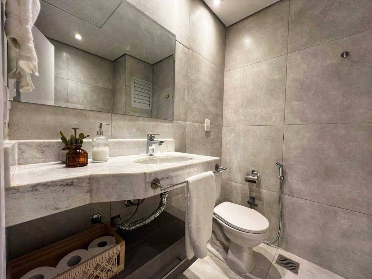 HIGH-END APARTMENT IN THE CITY FOR SALE, LUQUE - 8
