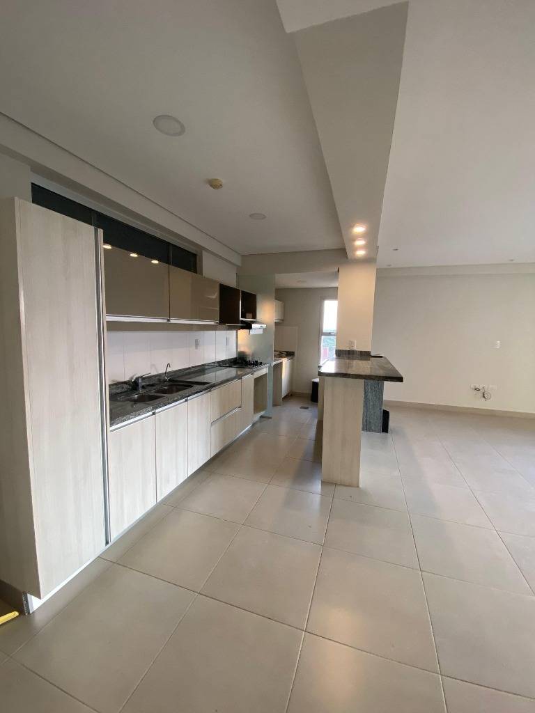 FOR SALE – SPACIOUS APARTMENT – FORTALEZA ALBERDI, Gral. Diaz, Asunción - 5