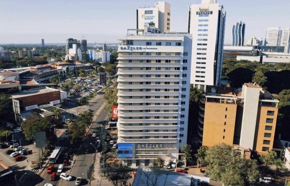 INVESTMENT OPPORTUNITY: ROOMS FOR SALE - HOTEL DAZZLER by WINDHAM, Recoleta, Asunción - imagen 2