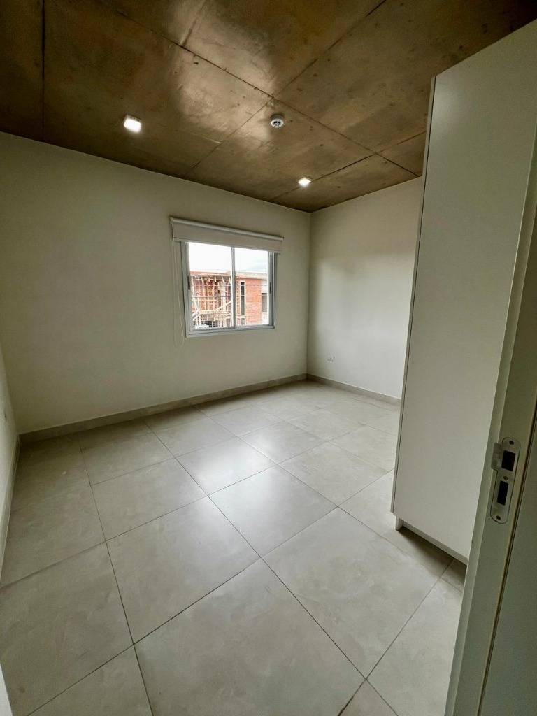 FURNISHED AND SEMI-EQUIPPED APARTMENT IN THE MARLIN BUILDING - LUQUE, Asuncion - imagen 7