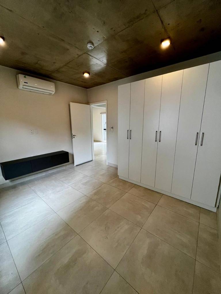 FURNISHED AND SEMI-EQUIPPED APARTMENT IN THE MARLIN BUILDING - LUQUE, Asuncion - imagen 8