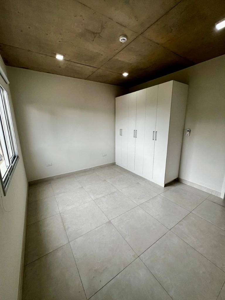 FURNISHED AND SEMI-EQUIPPED APARTMENT IN THE MARLIN BUILDING - LUQUE, Asuncion - imagen 9