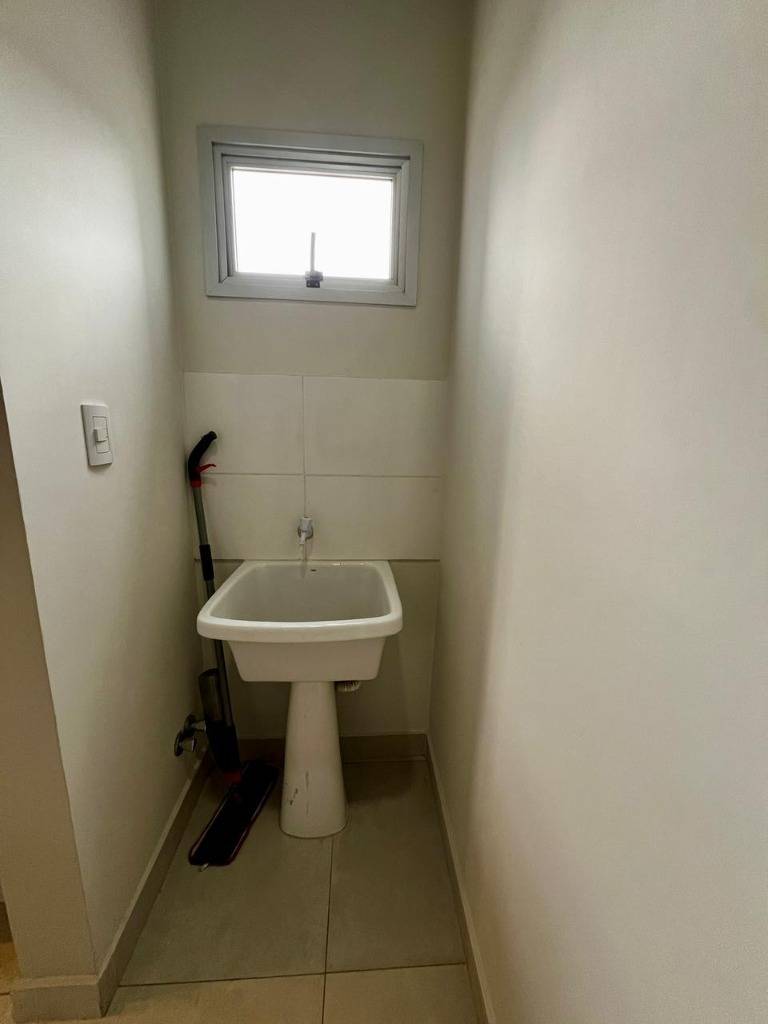 FURNISHED AND SEMI-EQUIPPED APARTMENT IN THE MARLIN BUILDING - LUQUE, Asuncion - imagen 11