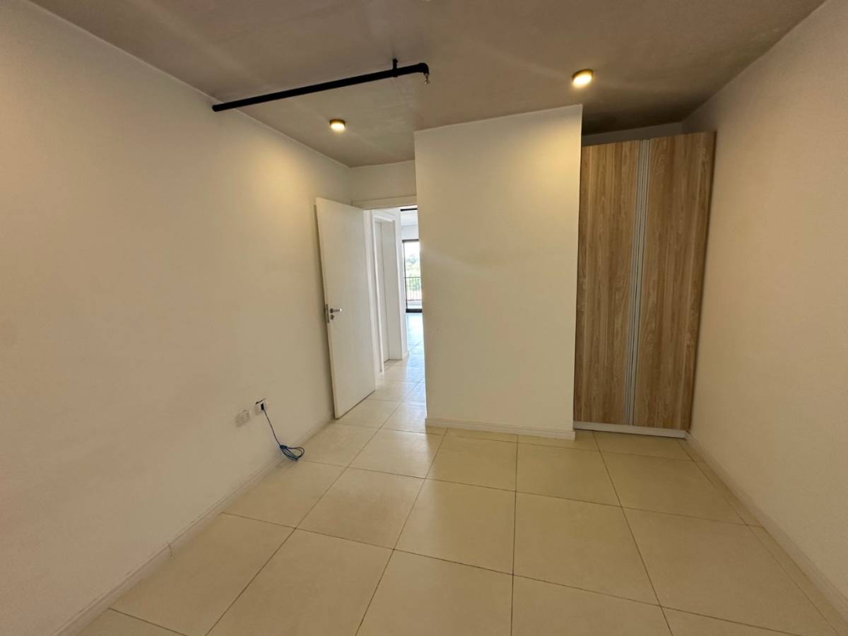 2-bedroom apartment for sale in the Troche Building - Las Mercedes neighborhood - imagen 4