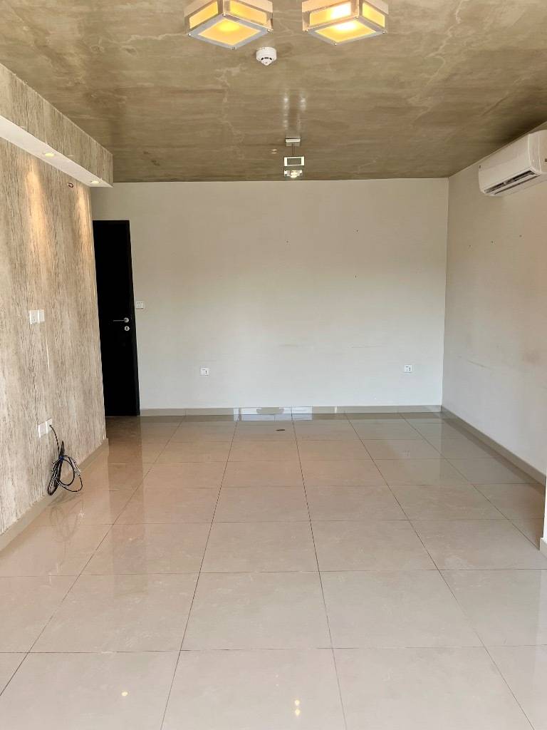 Departamento en venta con renta activa – Insignia 1, zona CIT, Luque, Central - 2