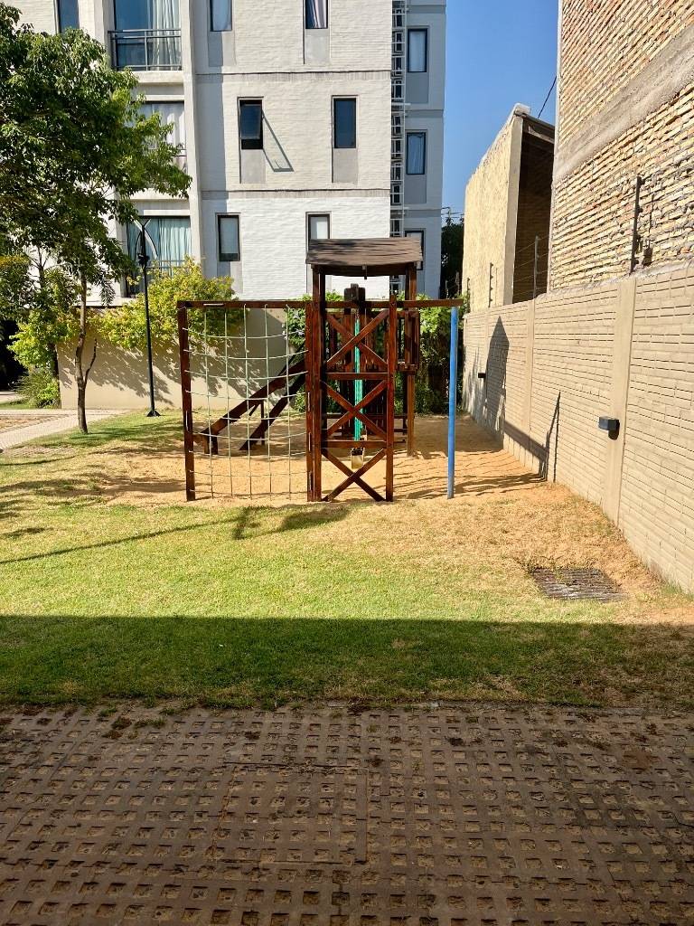 Departamento en venta con renta activa – Insignia 1, zona CIT, Luque, Central - 10