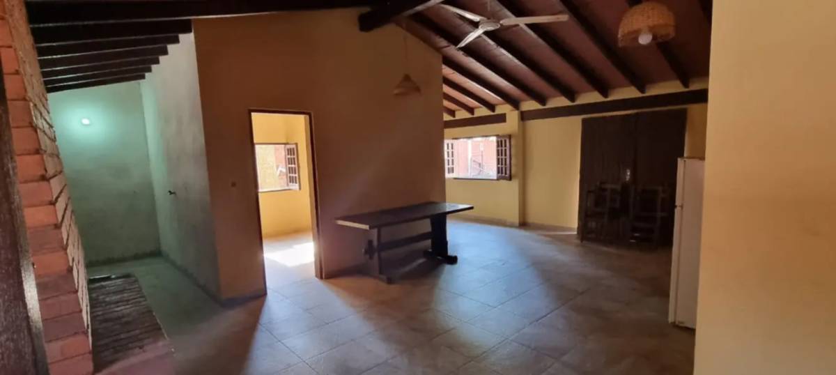 HOUSE WITH PRIVATE BEACH ON LAKE YPACARAI - BOAT DOWNLOAD AND POOL - 4