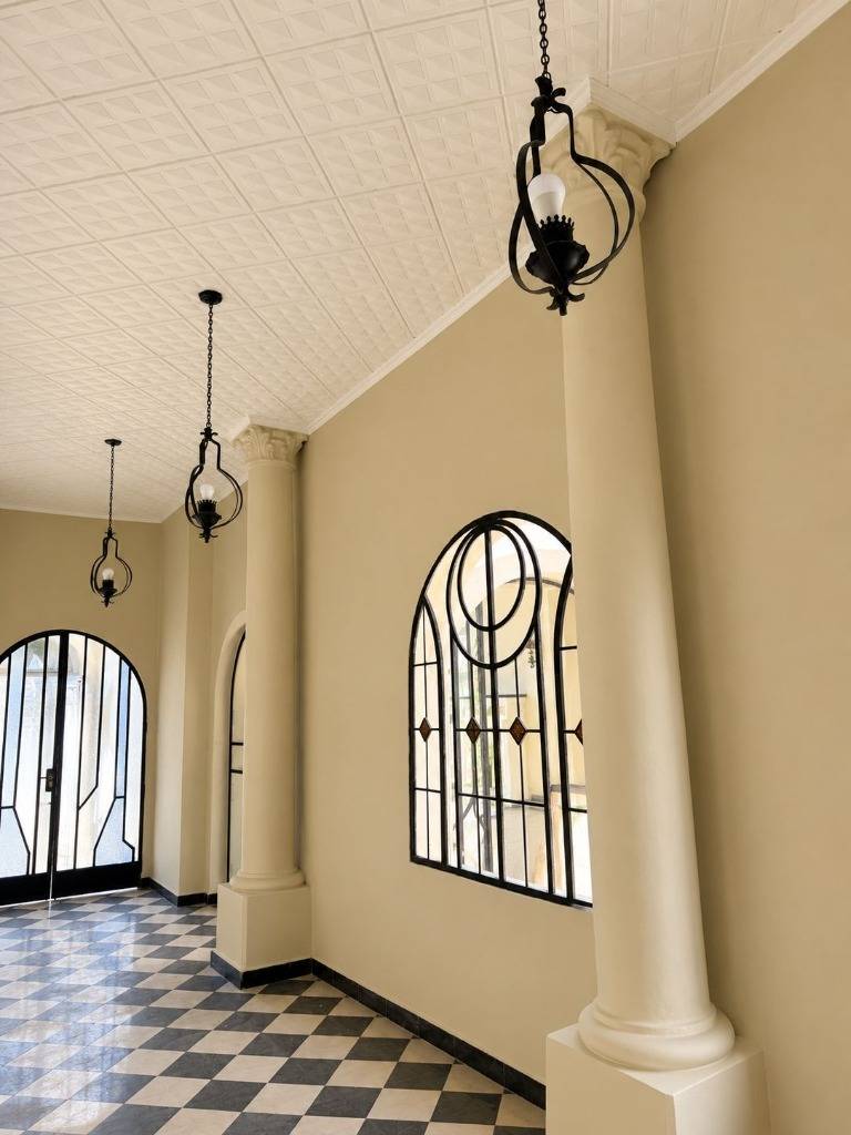 Spectacular, immaculate Colonial-style property in the center of Asunción. - imagen 3