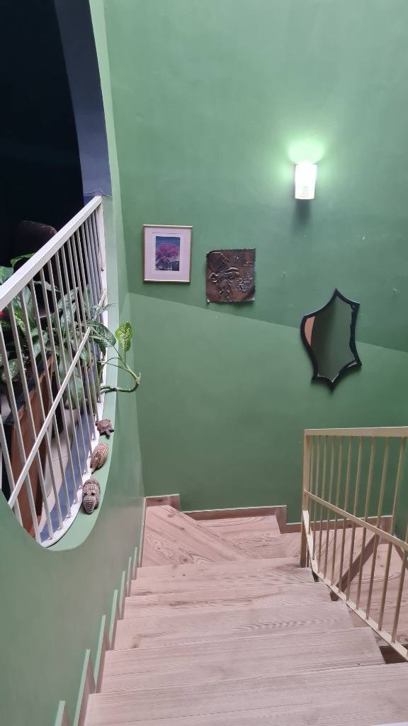 Casa en Venta en Barrio Las Lomas – Amplio Terreno frente a Plaza - imagen 9