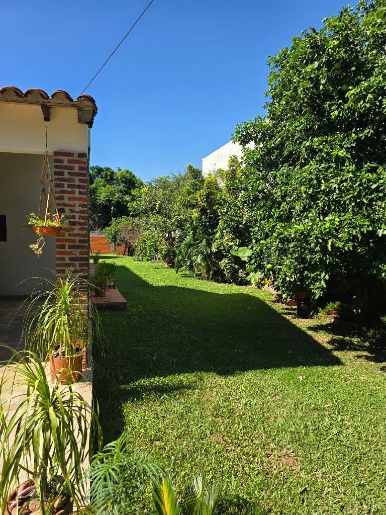 House for Sale in Luque, Central - 5