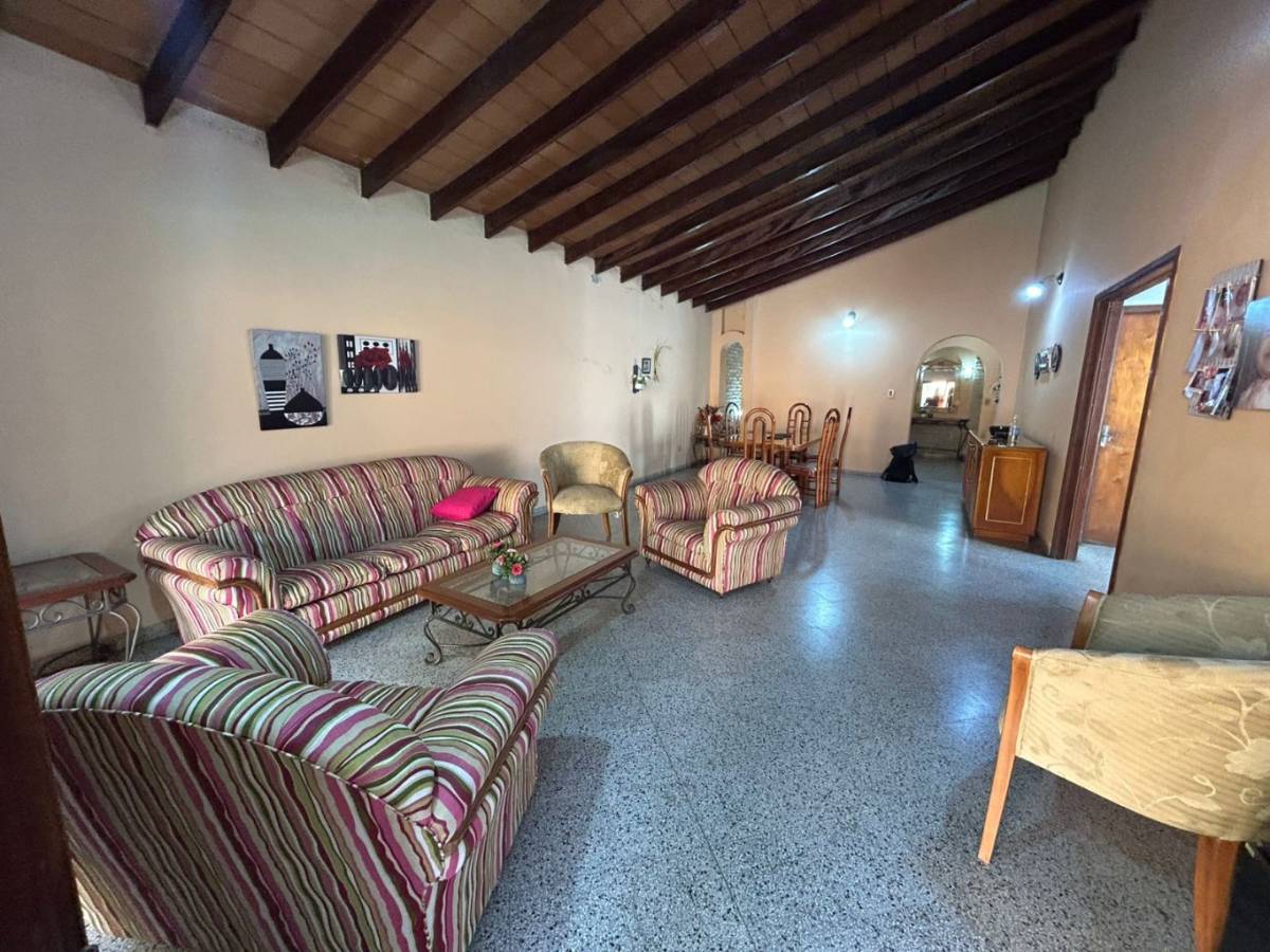 House for Sale in San Vicente, Asunción - 5