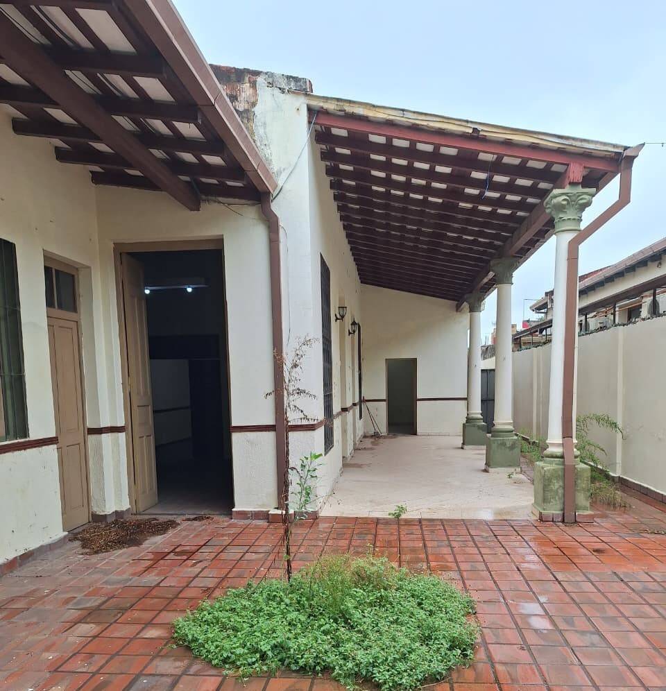 PROPERTY OF 534 M² ON COLÓN BETWEEN MANDUVIRA AND PIRIBEBUY, La encarnacion Asuncion - 1
