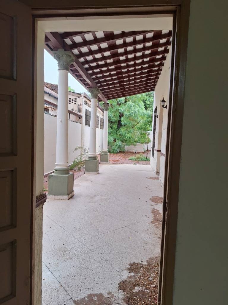 PROPERTY OF 534 M² ON COLÓN BETWEEN MANDUVIRA AND PIRIBEBUY, La encarnacion Asuncion - 4