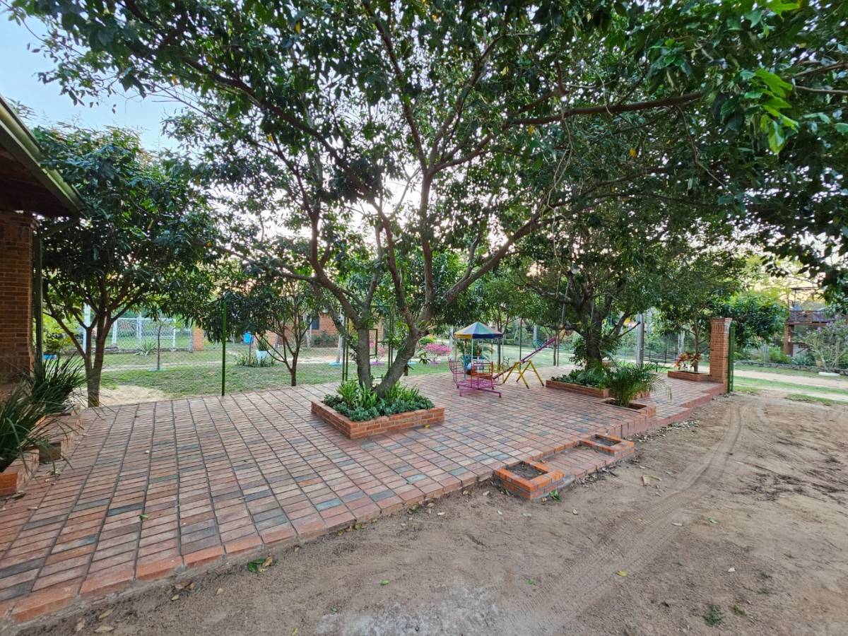 spacious furnished residence in San Bernardino. - imagen 8