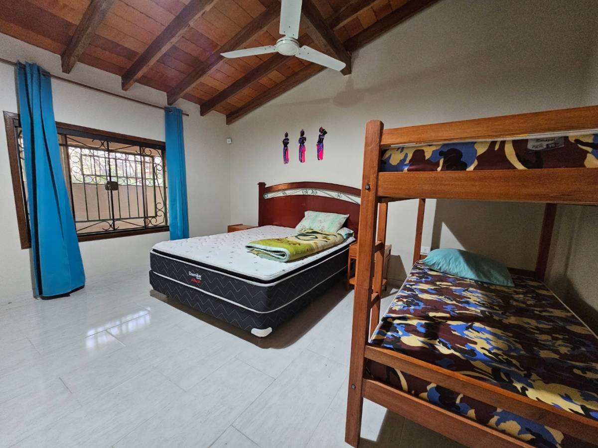 spacious furnished residence in San Bernardino. - imagen 16