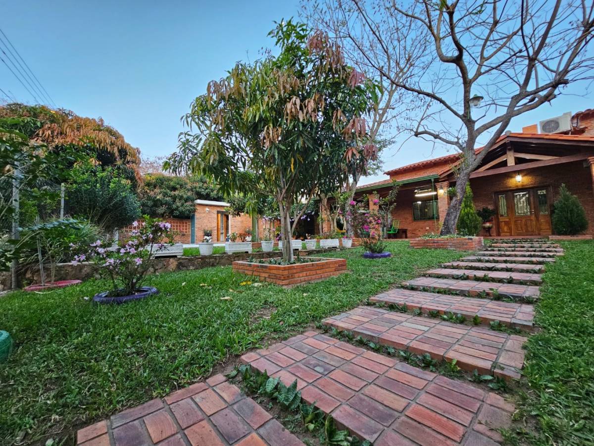 spacious furnished residence in San Bernardino. - imagen 19
