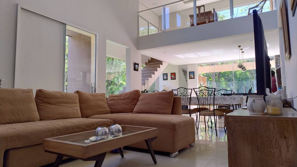 BEAUTIFUL RESIDENCE IN SURUBII Mariano Roque Alonso, Central - imagen 4