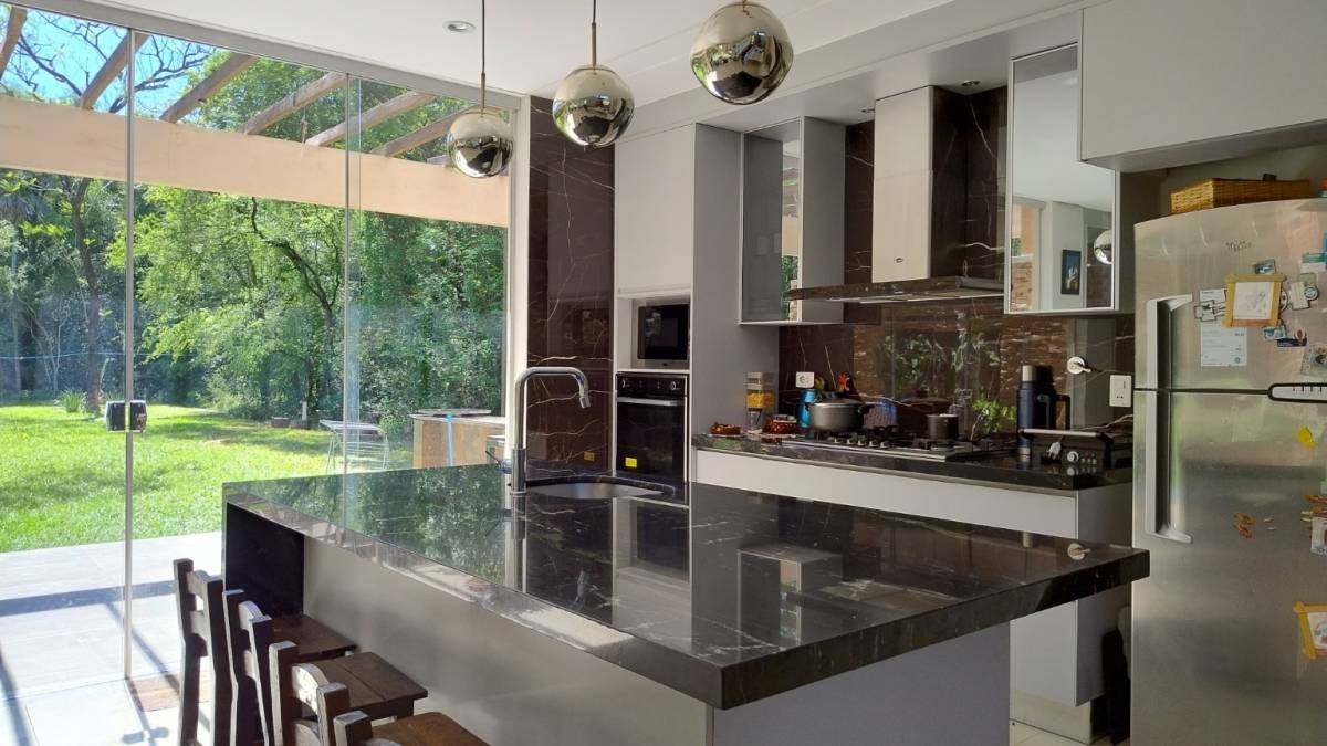 BEAUTIFUL RESIDENCE IN SURUBII Mariano Roque Alonso, Central - imagen 5