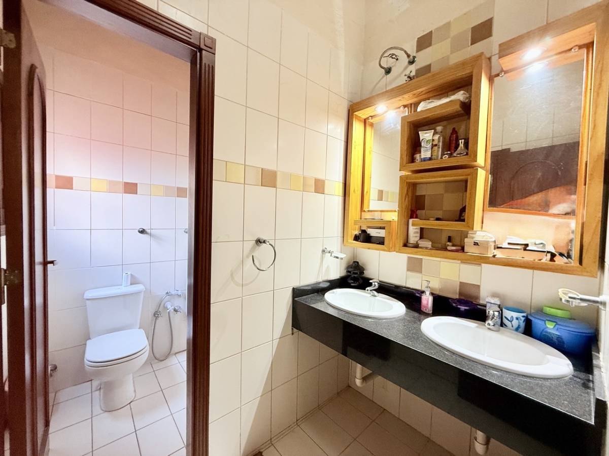 Spacious residence in Fernando North area - imagen 18