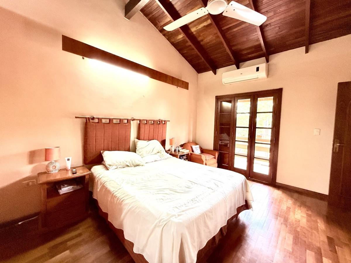 Spacious residence in Fernando North area - imagen 20
