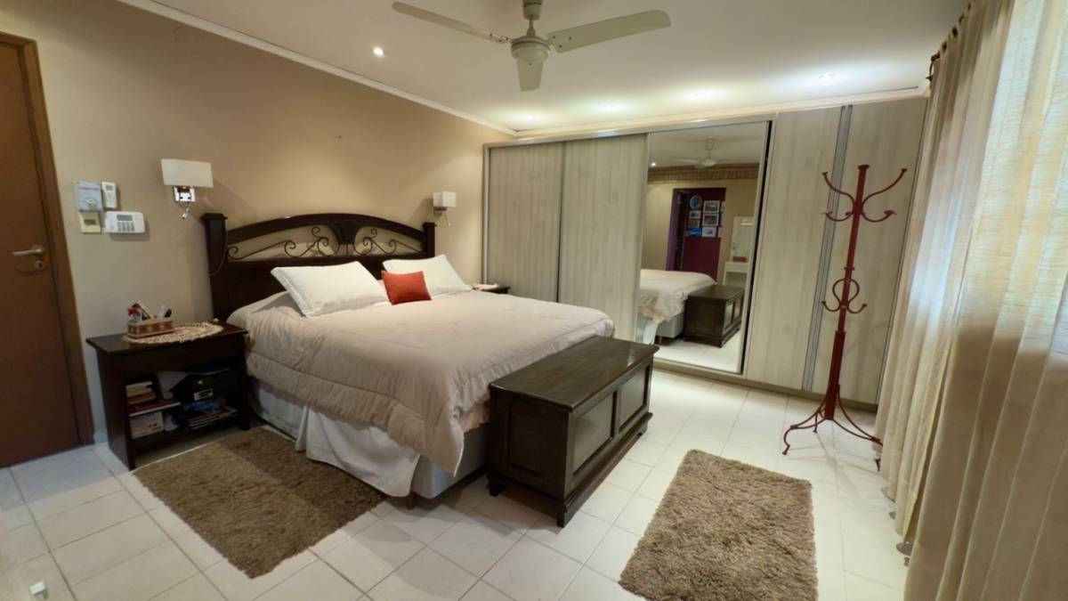 HOUSE FOR SALE IN RECOLETA AREA, Asuncion - imagen 15