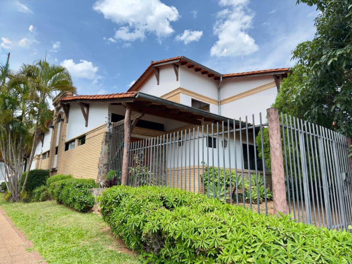 HOUSE FOR SALE IN RECOLETA AREA, Asuncion - imagen 16