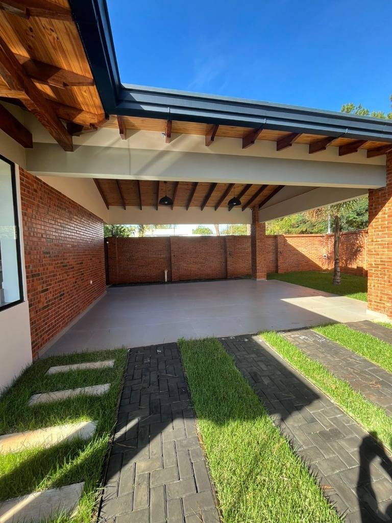 Beautiful house in San Pedro, 5 minutes from downtown Encarnación - imagen 18