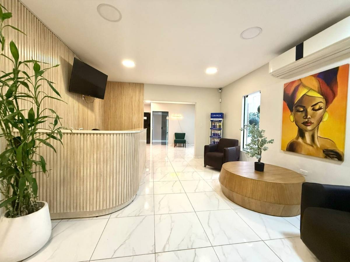 Commercial / House for Sale in Lambaré, Central - 9