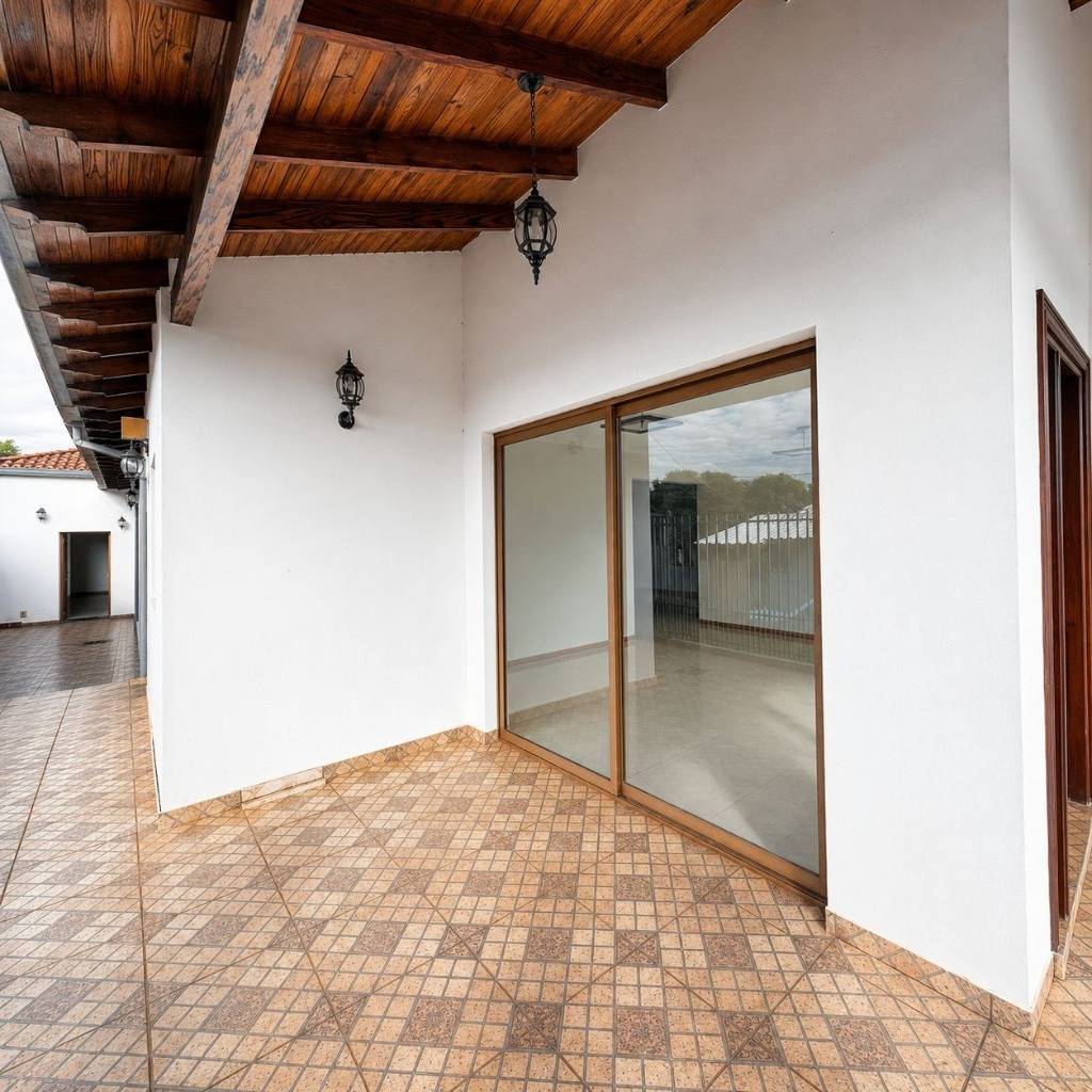 House for Sale in Encarnación, Itapúa - imagen 4