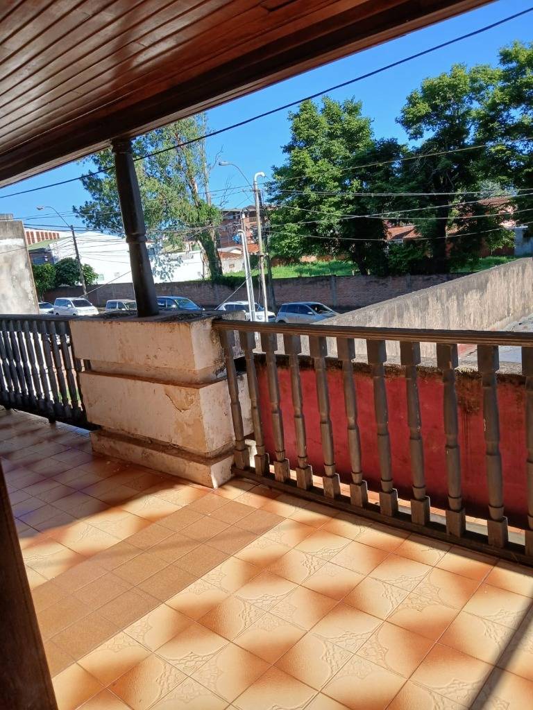 House in the heart of the city - Encarnación, Itapúa - imagen 7
