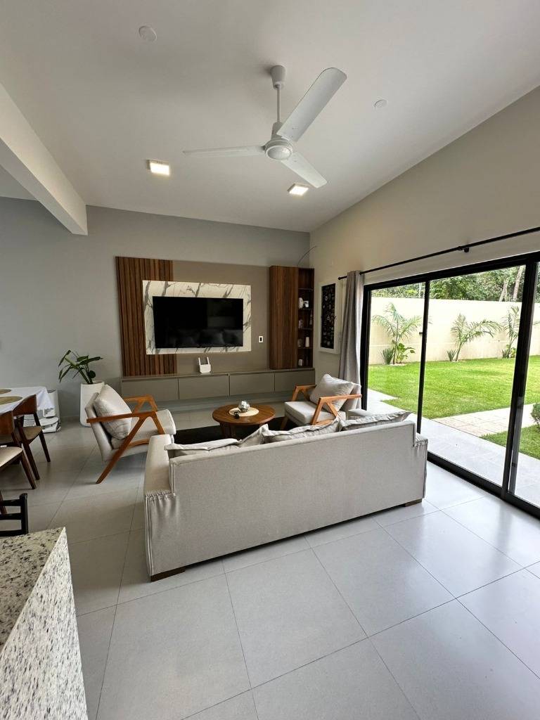 HOUSE FOR SALE IN SAN LORENZO | CAPILLA DEL MONTE NEIGHBORHOOD, Asuncion - imagen 2