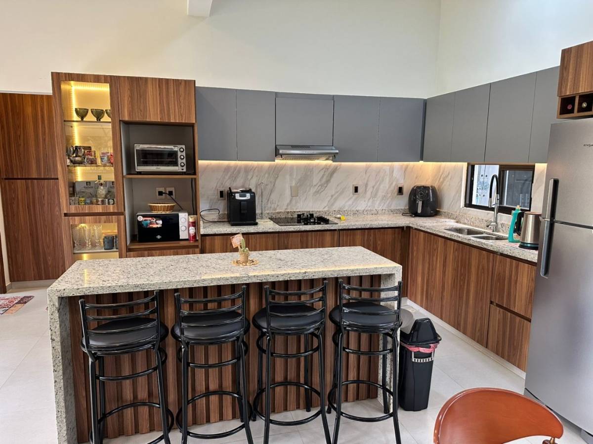 HOUSE FOR SALE IN SAN LORENZO | CAPILLA DEL MONTE NEIGHBORHOOD, Asuncion - imagen 6