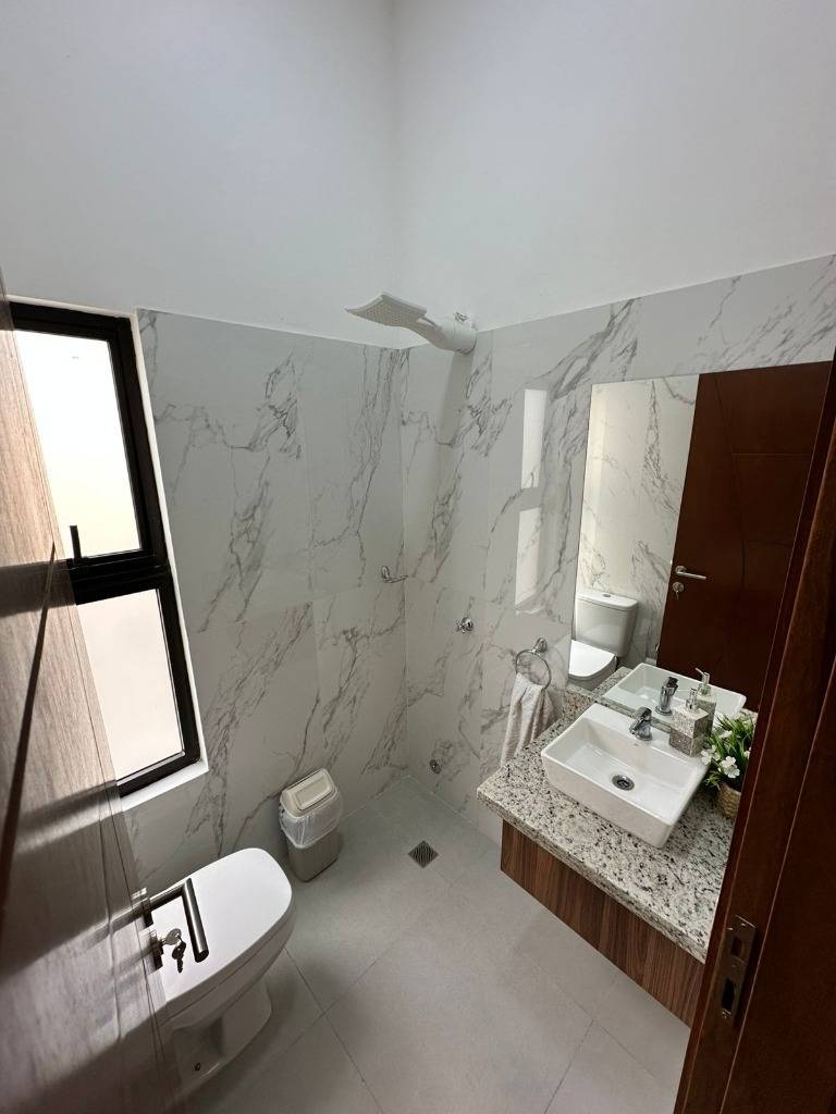 HOUSE FOR SALE IN SAN LORENZO | CAPILLA DEL MONTE NEIGHBORHOOD, Asuncion - imagen 14